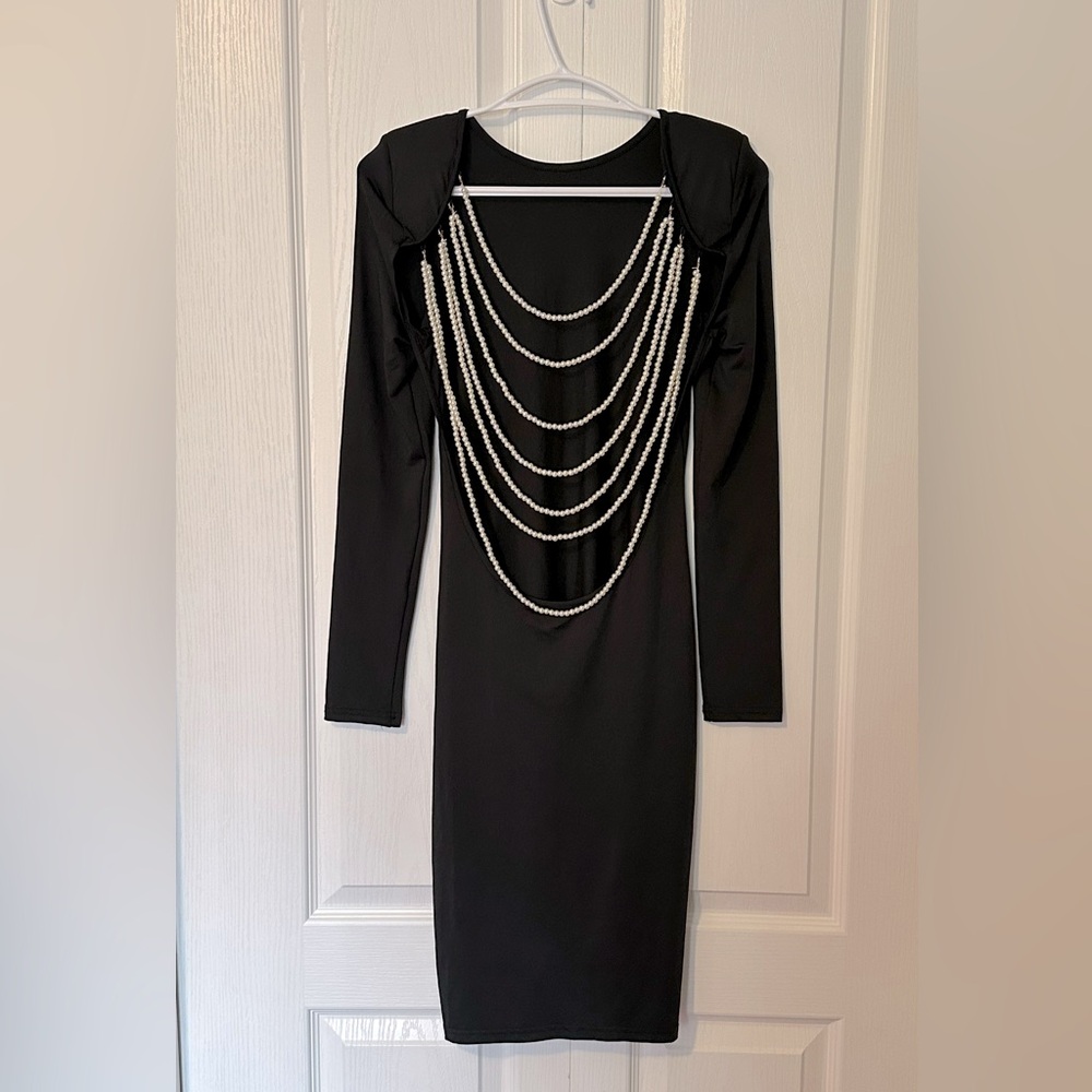Elegant Black Dress with Open Back Pearl Detailing